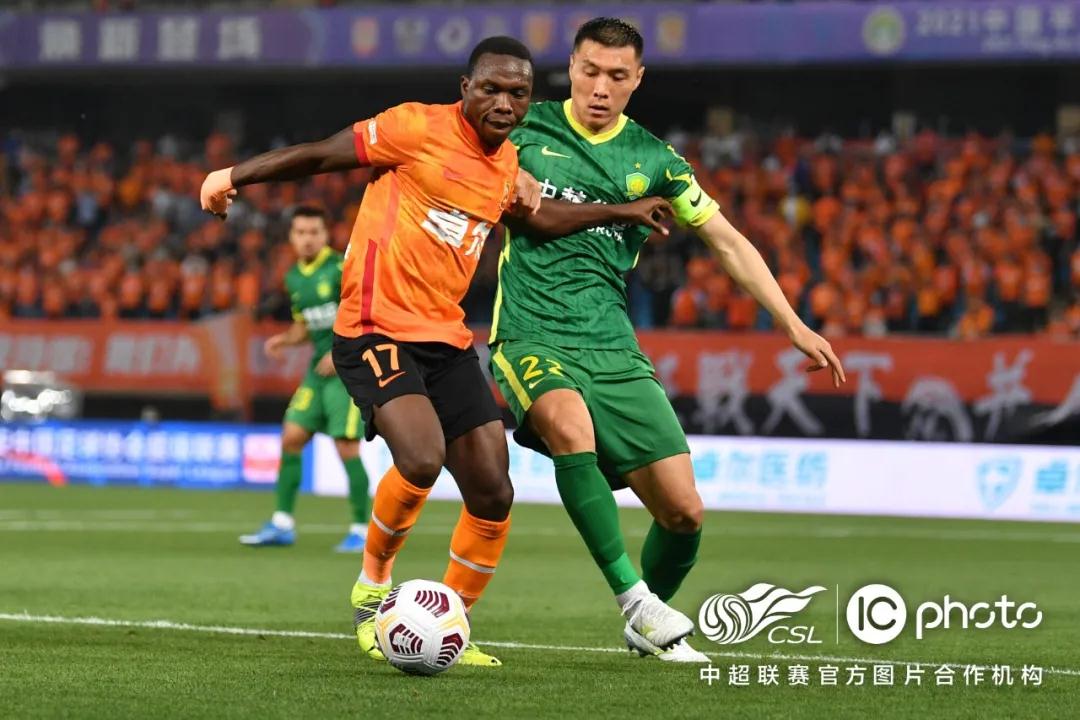 يوفنتوس ودوري الأبطال 2021رحلة مليئة بالتحديات والإحباطات